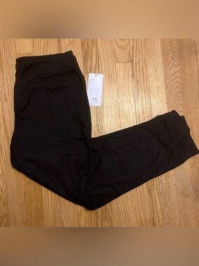 Jones New York Women’s Soft Touch Black Joggers - Large